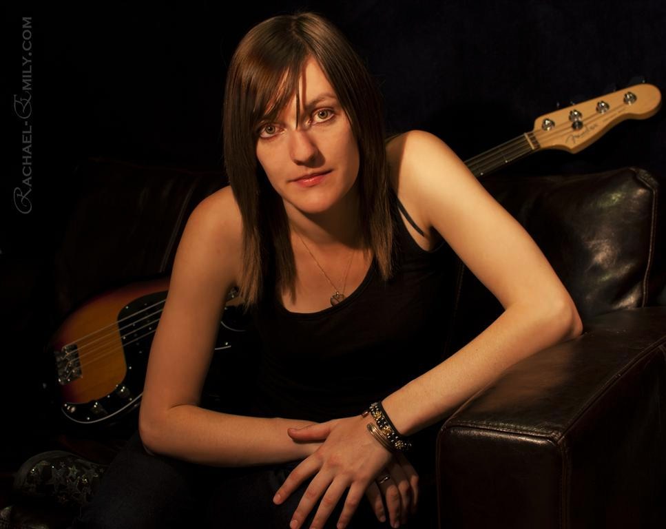 Victoria Smith - Professional Bassist and Bass Guitar Tutor